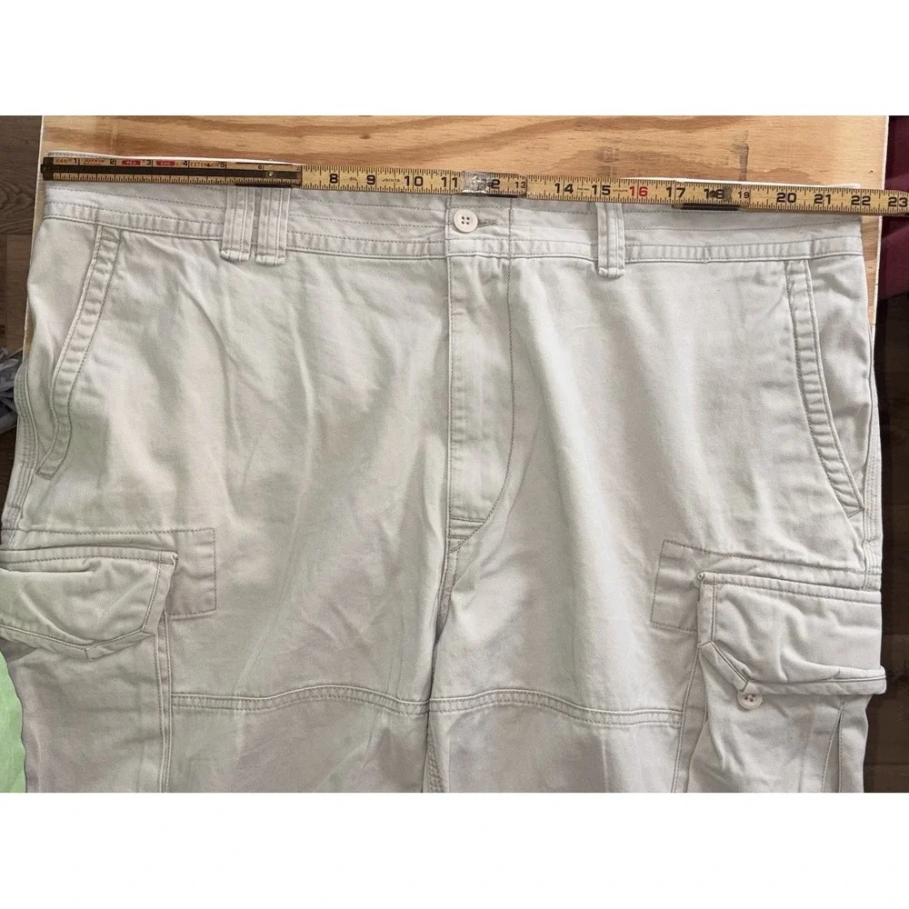 Polo Ralph Lauren‎ Beige Khaki Cargo Shorts Men's Size 44B Y2K Baggy